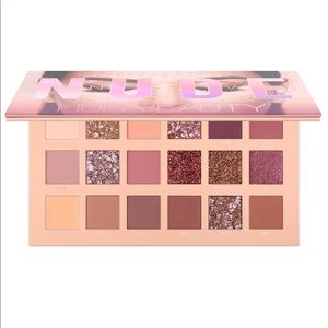 HUDA BEAUTY The New Nude Eyeshadow Palette